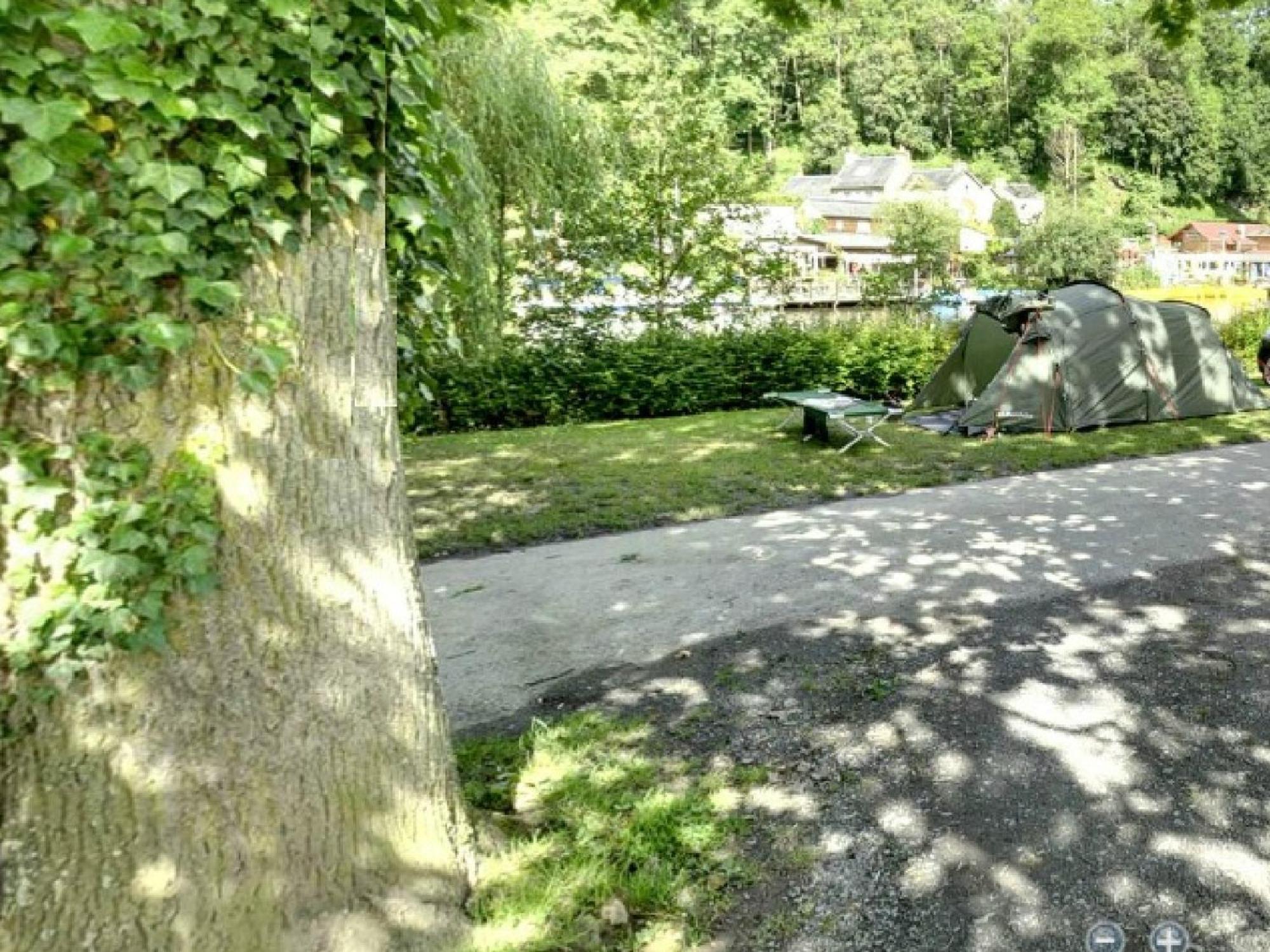 Camping Des Rochers Des Parcs Clécy Exteriér fotografie