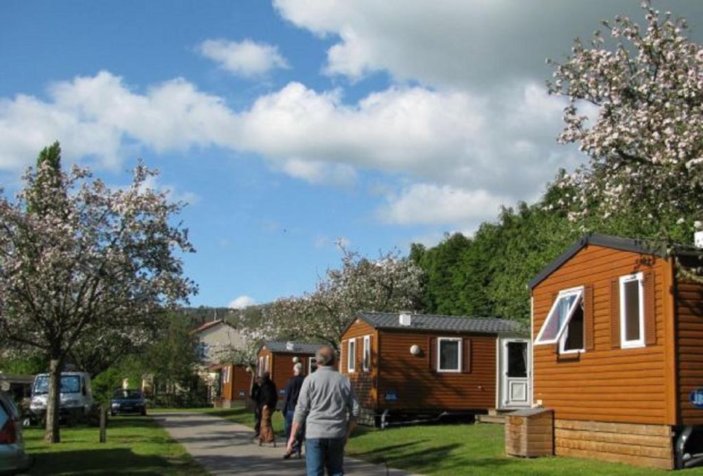 Hotel Camping Des Rochers Des Parcs Clécy Exteriér fotografie