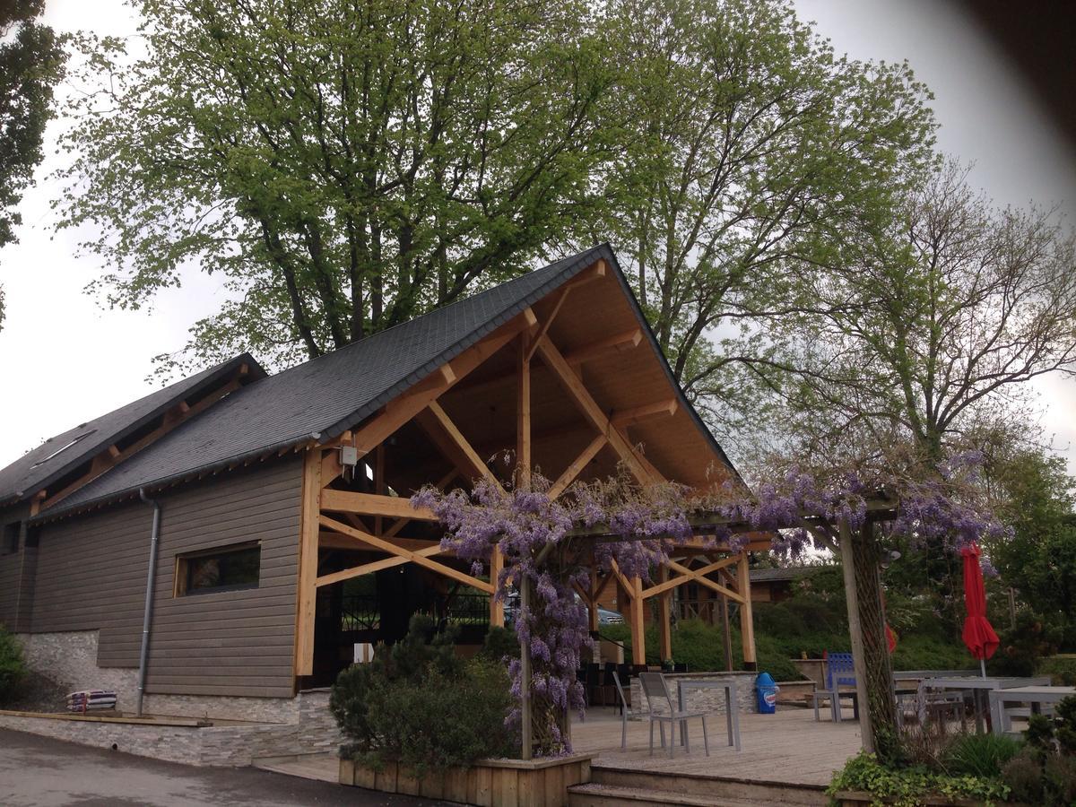 Hotel Camping Des Rochers Des Parcs Clécy Exteriér fotografie