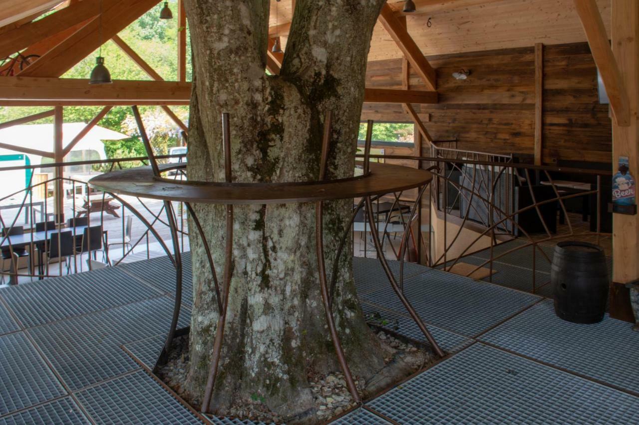 Camping Des Rochers Des Parcs Clécy Exteriér fotografie