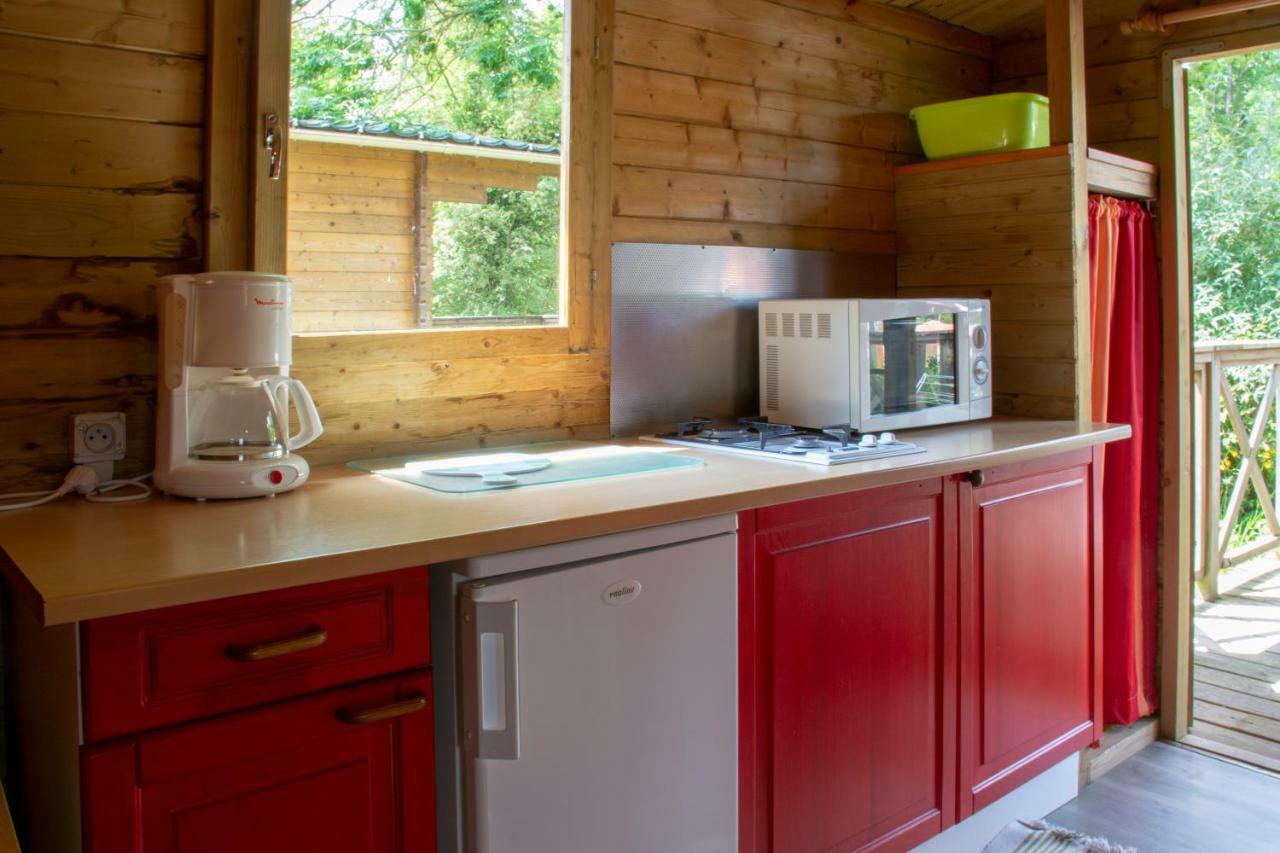 Hotel Camping Des Rochers Des Parcs Clécy Exteriér fotografie